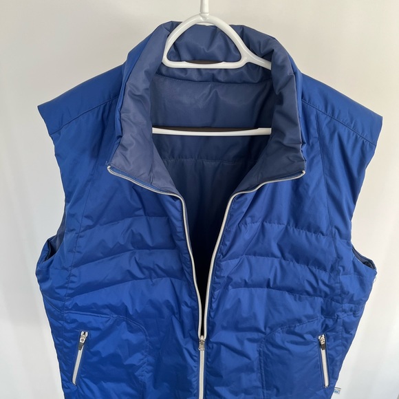 *Hudson’s Bay Company (HBC)* Men’s size Large insulated vest - Picture 12 of 16